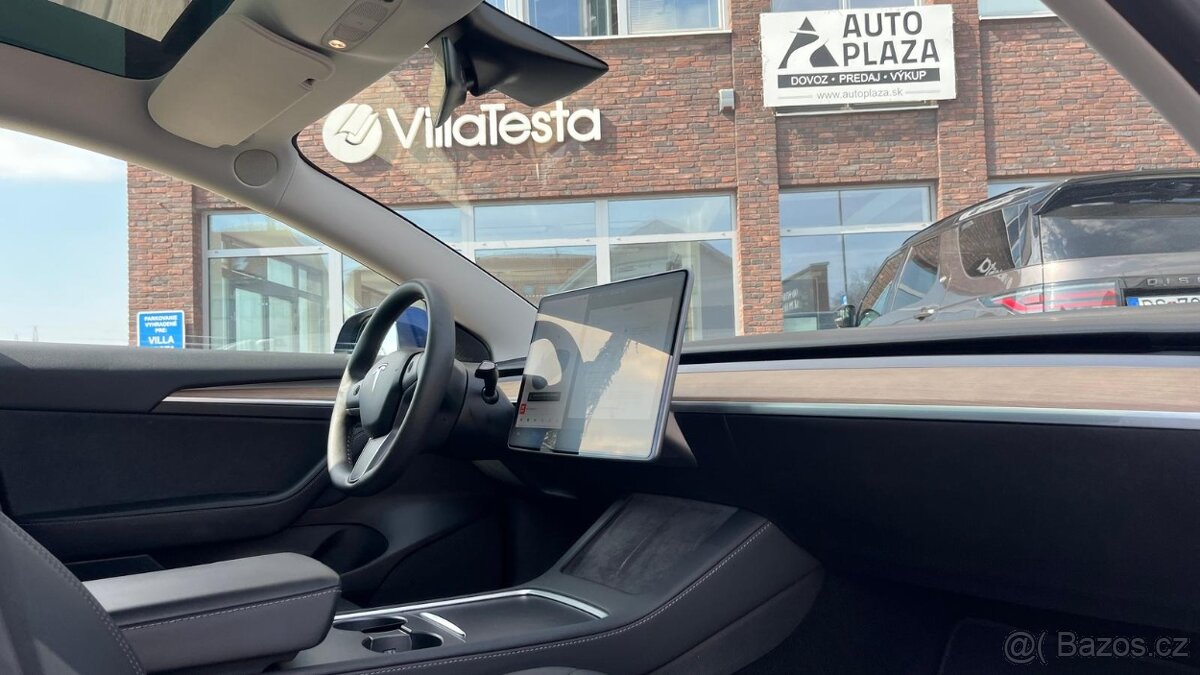 Tesla Model 3 Performance Dual Motor AWD - 19