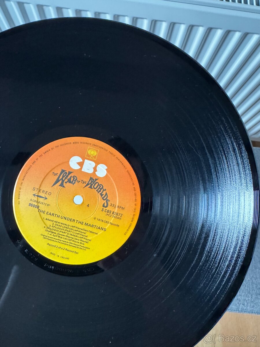 The War Of The Worlds | 1st uk 2LP press | Sticker | NM+ - 19