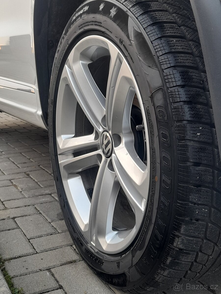 Volkswagen Tiguan R line - 19