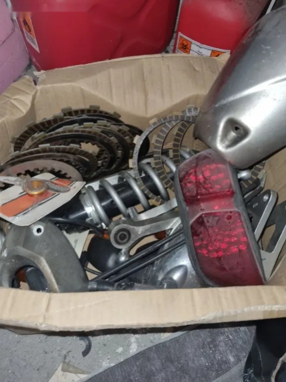 Yamaha Fz1 N. Rok 2007, 110kw, najeto 53000km - 19