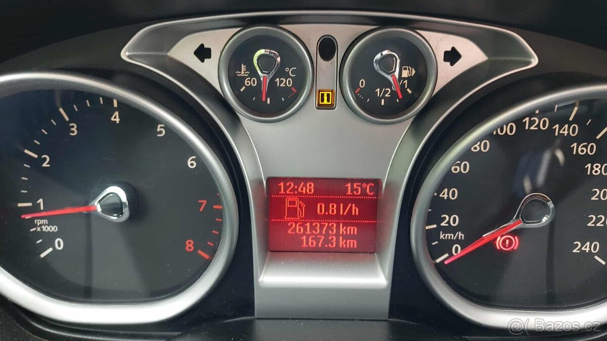 Ford Focus kombi 1,6 - 19