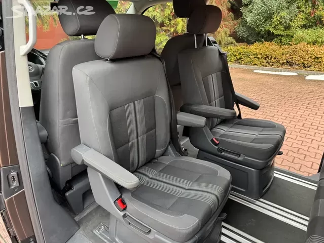 VW Multivan T5 2.0TDI 103kW Match, 2xšoupačky,Webasto,Tažné. - 19