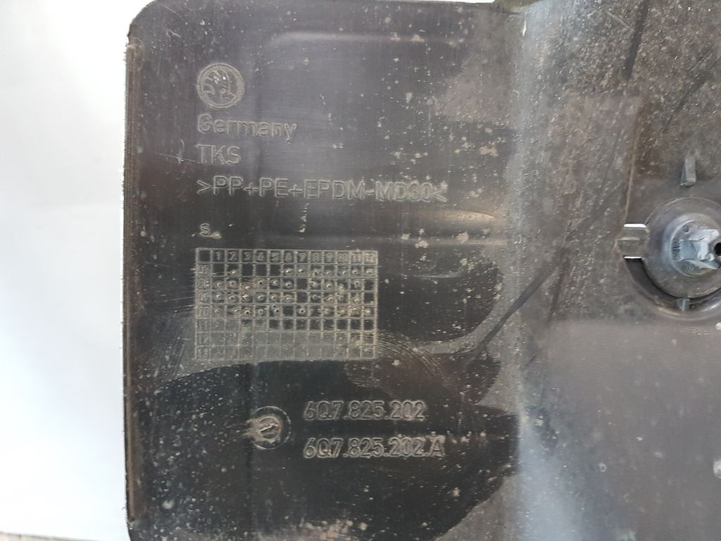 Orig. kryty podvozku 6Q7825201, 6Q7825202 Škoda Roomster - 19