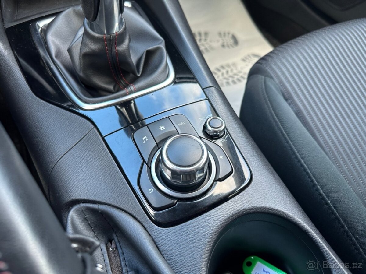 Prodávám Mazda 3 2.0i 88kw Attraction - 19
