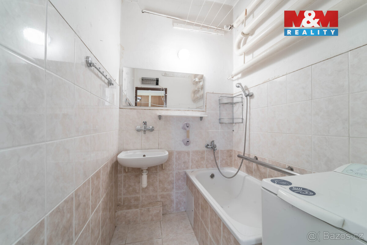 Prodej bytu 4+1, 102 m², Praha, ul. U družstva Repo - 19