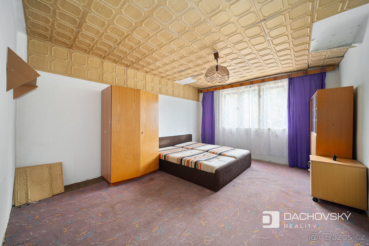 Prodej rodinného domu 103 m², pozemek 2.306 m², Seč - 19