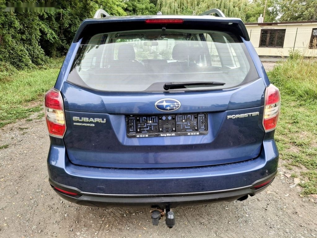 Subaru Forester,2.0 4x4 FACELIT Rezervace - 19