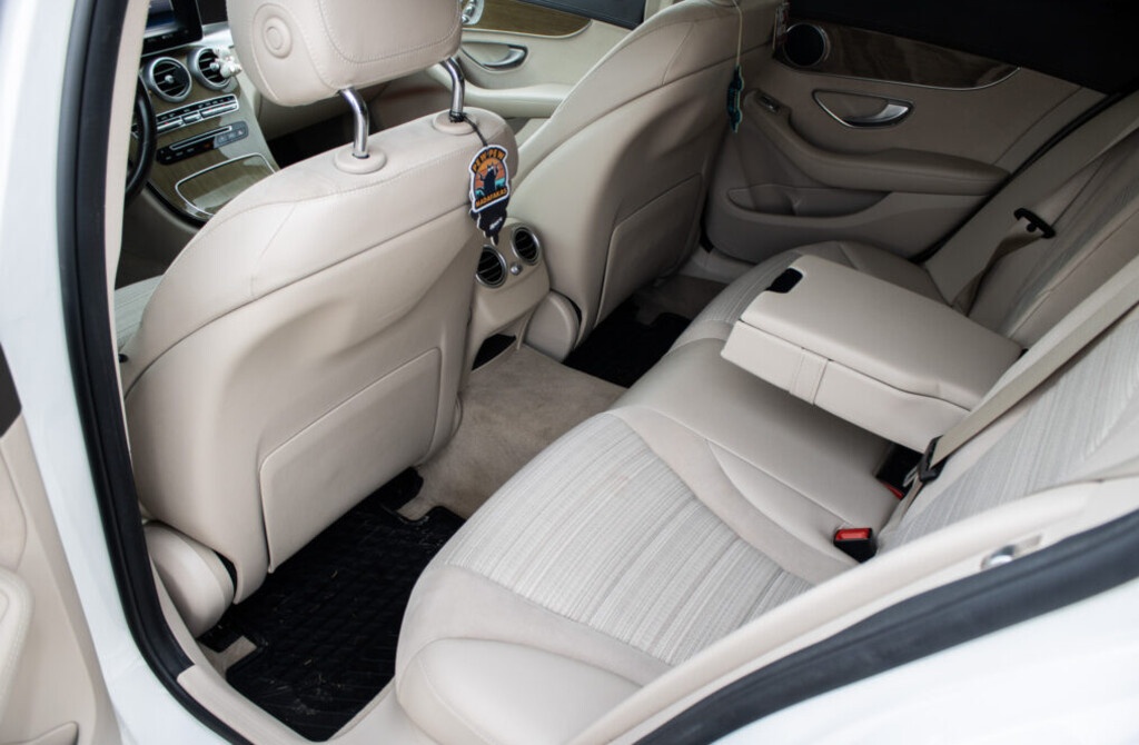 Mercedes Benz C 200 d, 100kW (2017) - 19