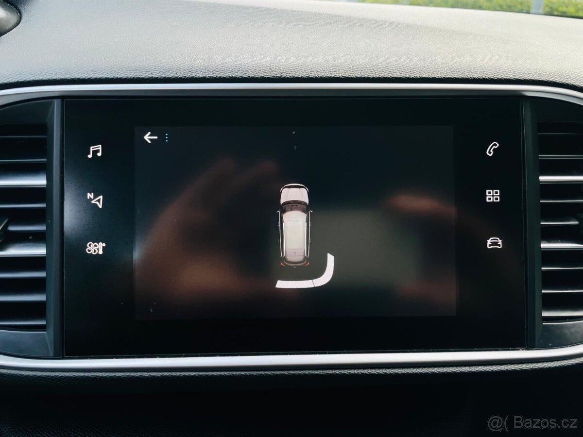 Peugeot 308 1.5HDi ROK 2020 MANUÁL LED NAVI SENZORY - 19