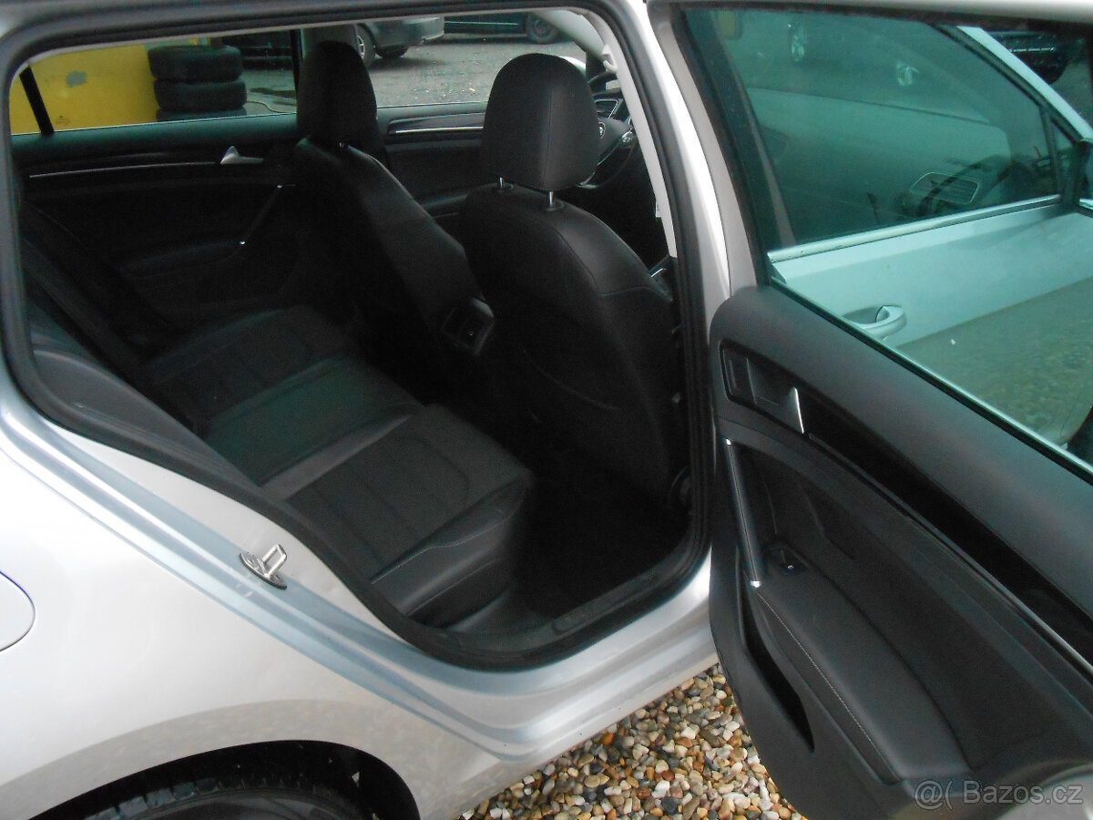 Volkswagen Golf VII 2.0 TDi 110Kw Highline CZ, 1.majitel - 19