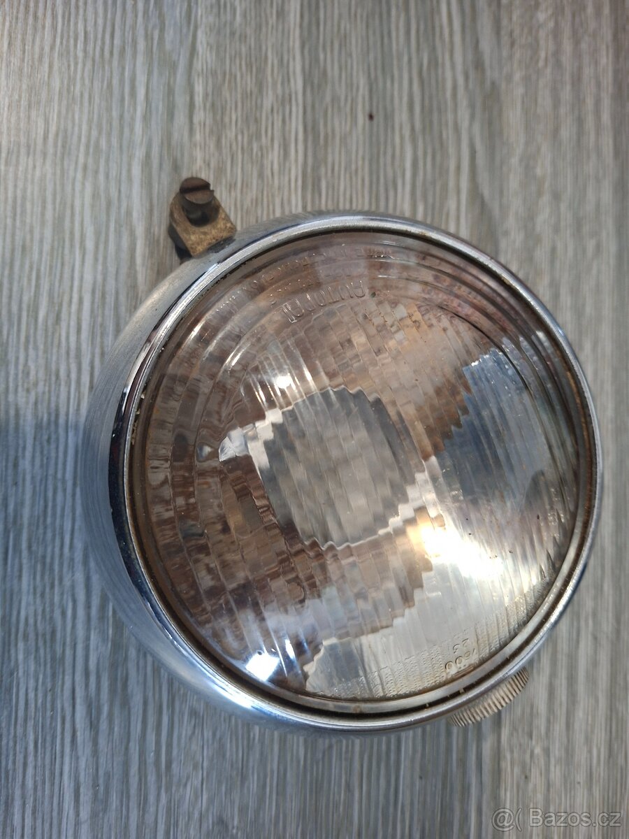 Jawa 50 pionyr, parez - přední světlo - 19