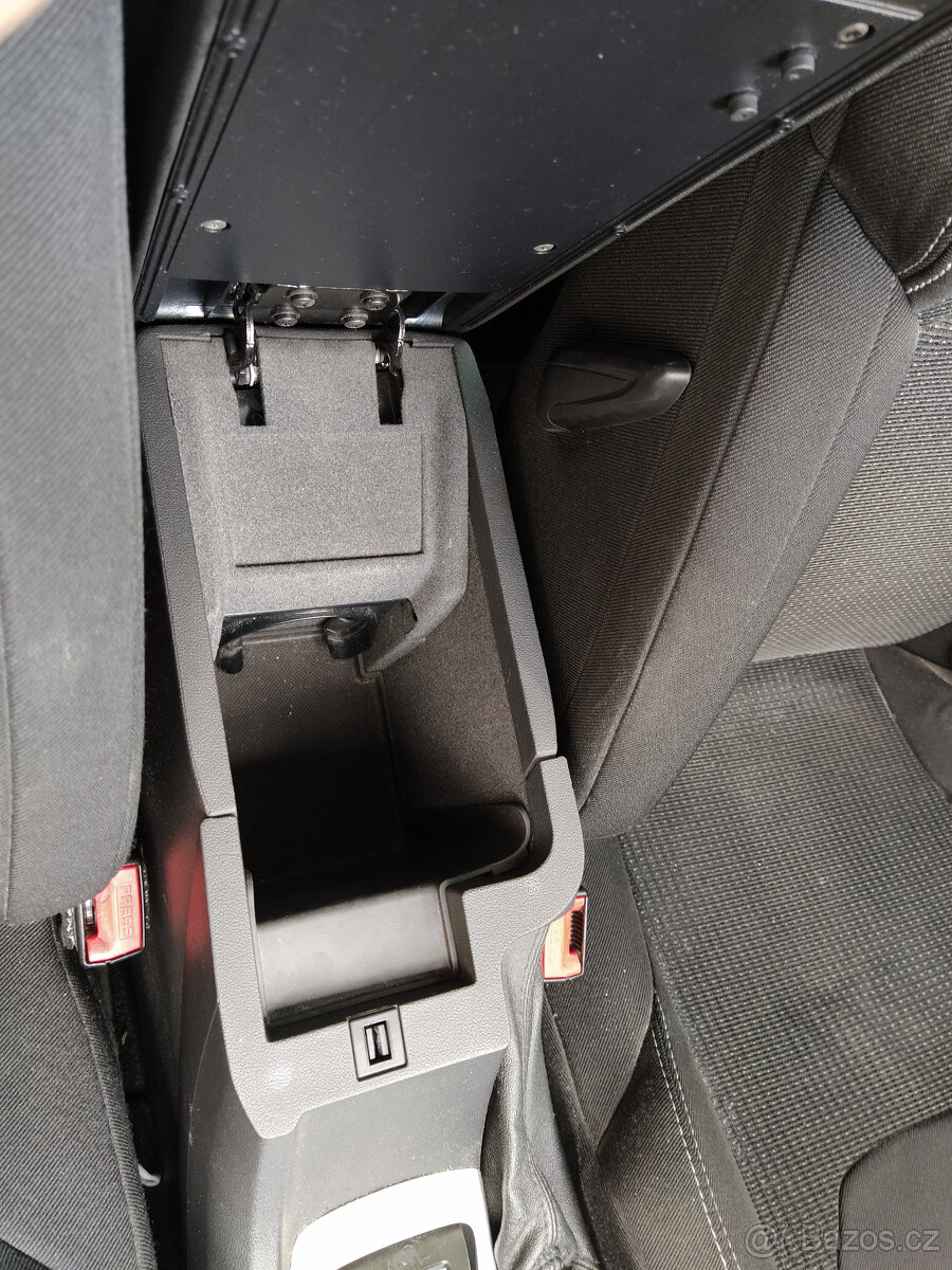 C5 2.0 HDi, 103 kW - 19