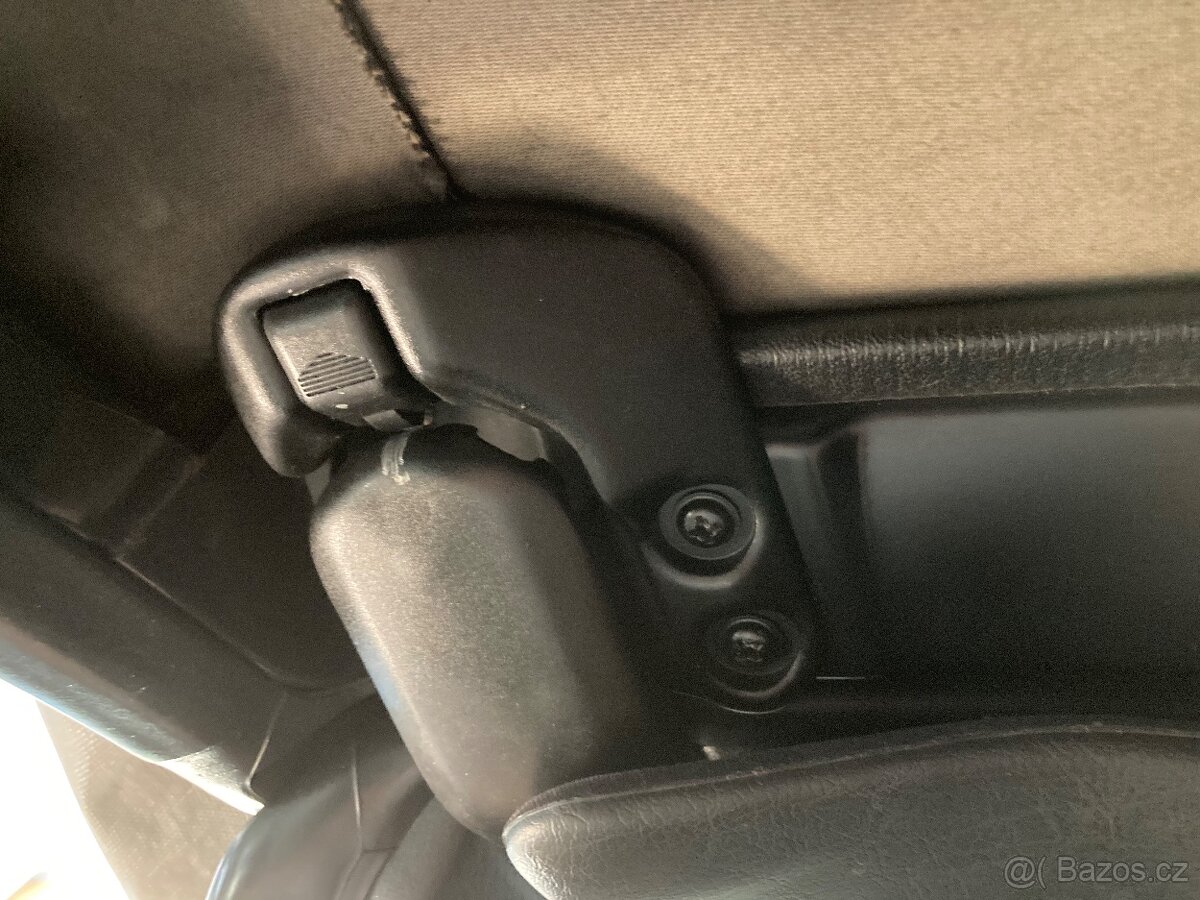 Mazda MX-5 Miata 1,6 (81kw) 12/2000 (super audio) - 19