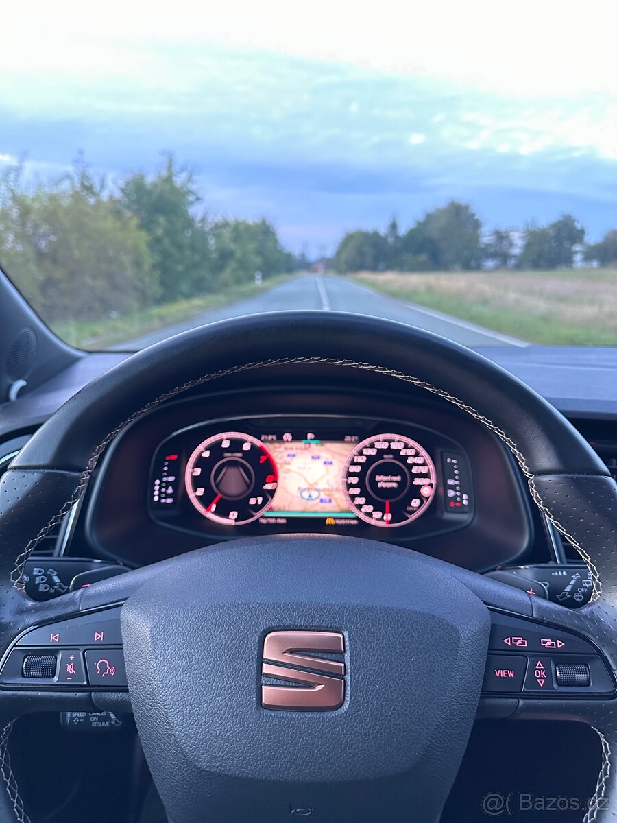 Seat Leon Cupra 221kw Max. výbava - 19