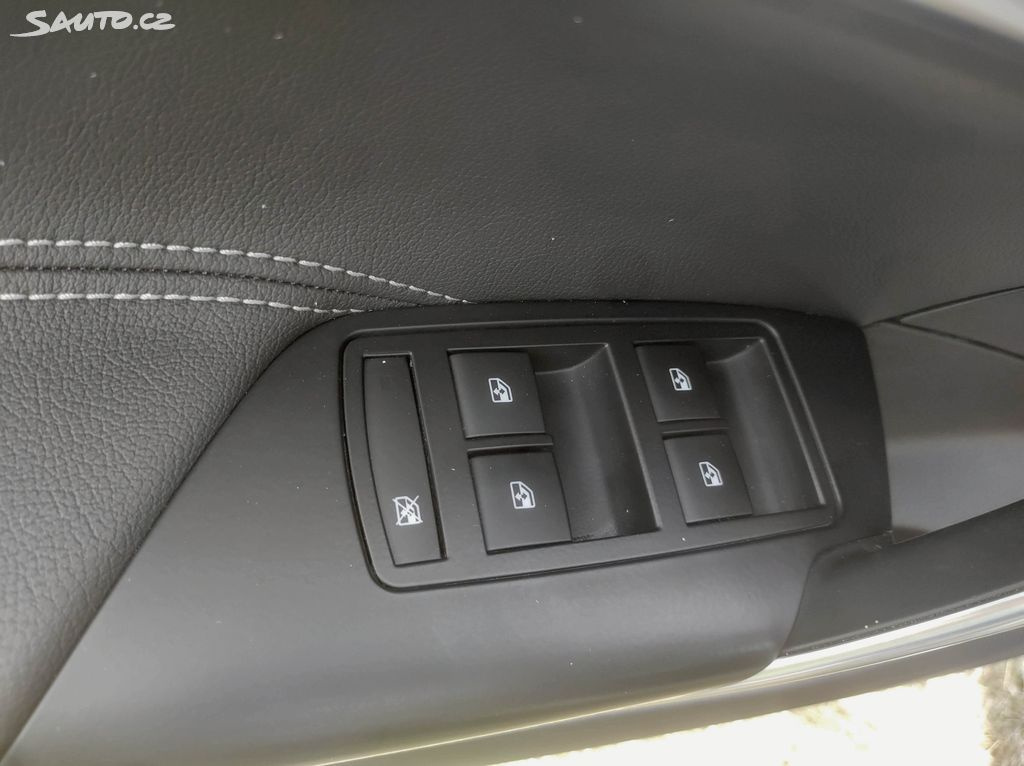 Opel Insignia ST 2.0 CDTi (2016) - 89 000 km - 19