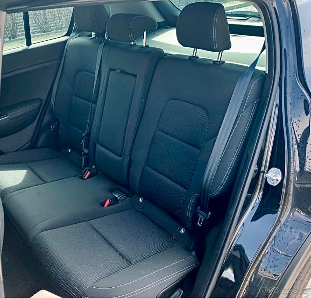 Nabízím k prodeji vůz Kia Sportage 2.0 CRDI 4x4 AUTOMAT - 19