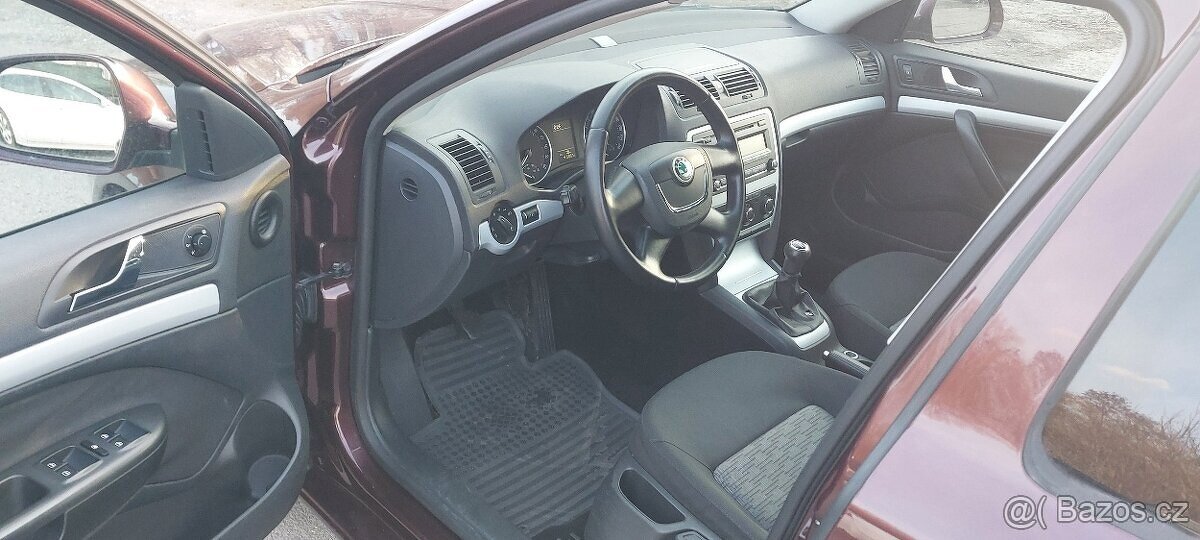 Octavia Combi TDI Elegance 1.9 TDI - 19