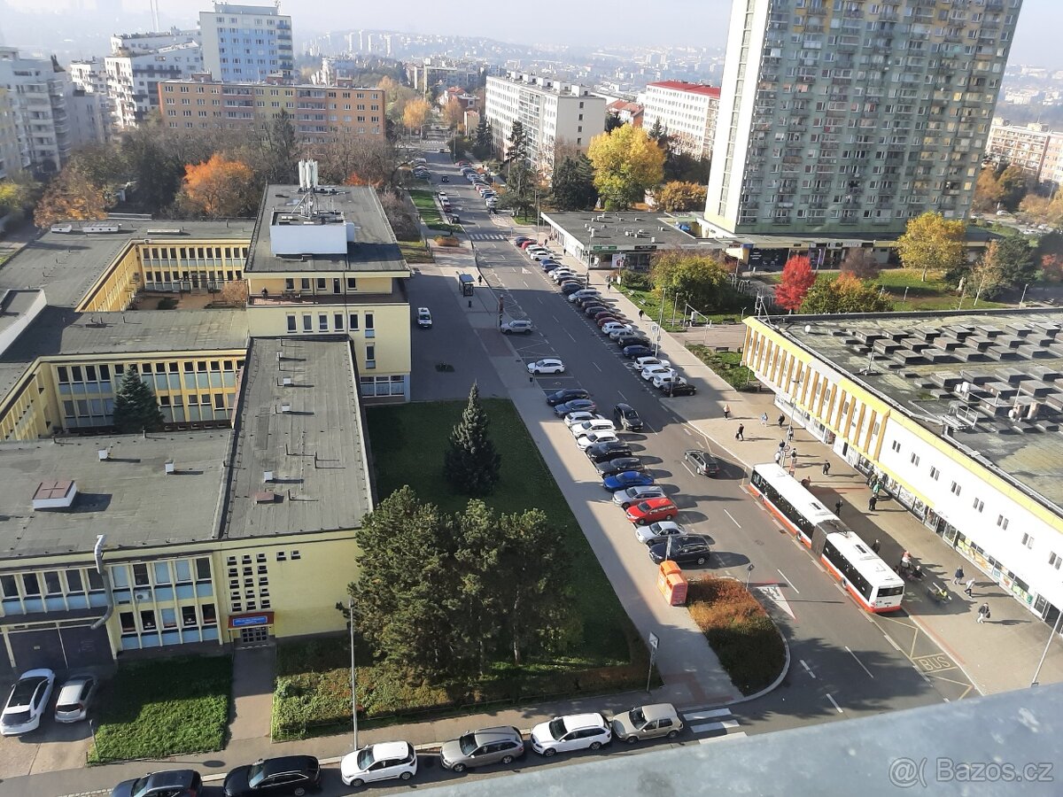 Prodej bytu 1+kk, 25 m² – Praha 10 - 19