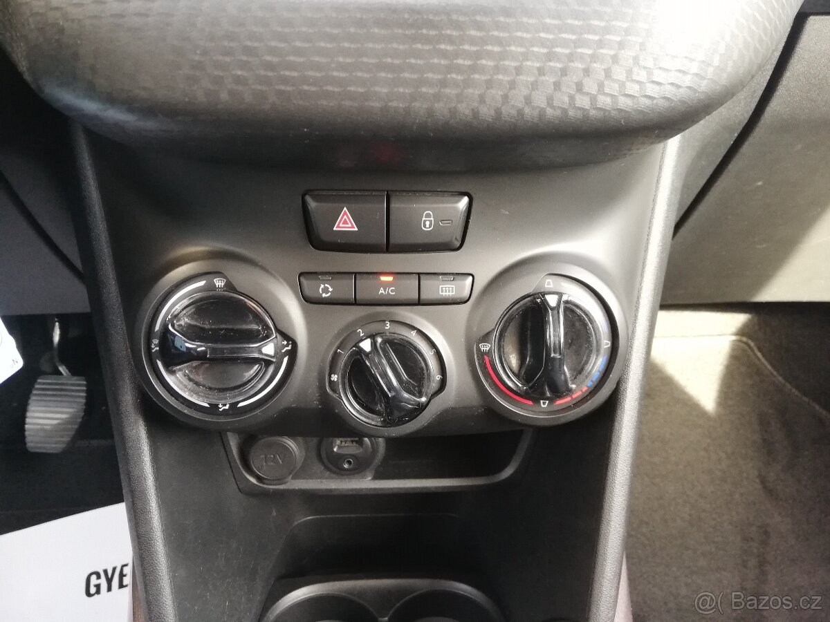 Peugeot 2008 1.2 60kw - ideál na kratší vzdálenosti - VÝMĚNA - 19