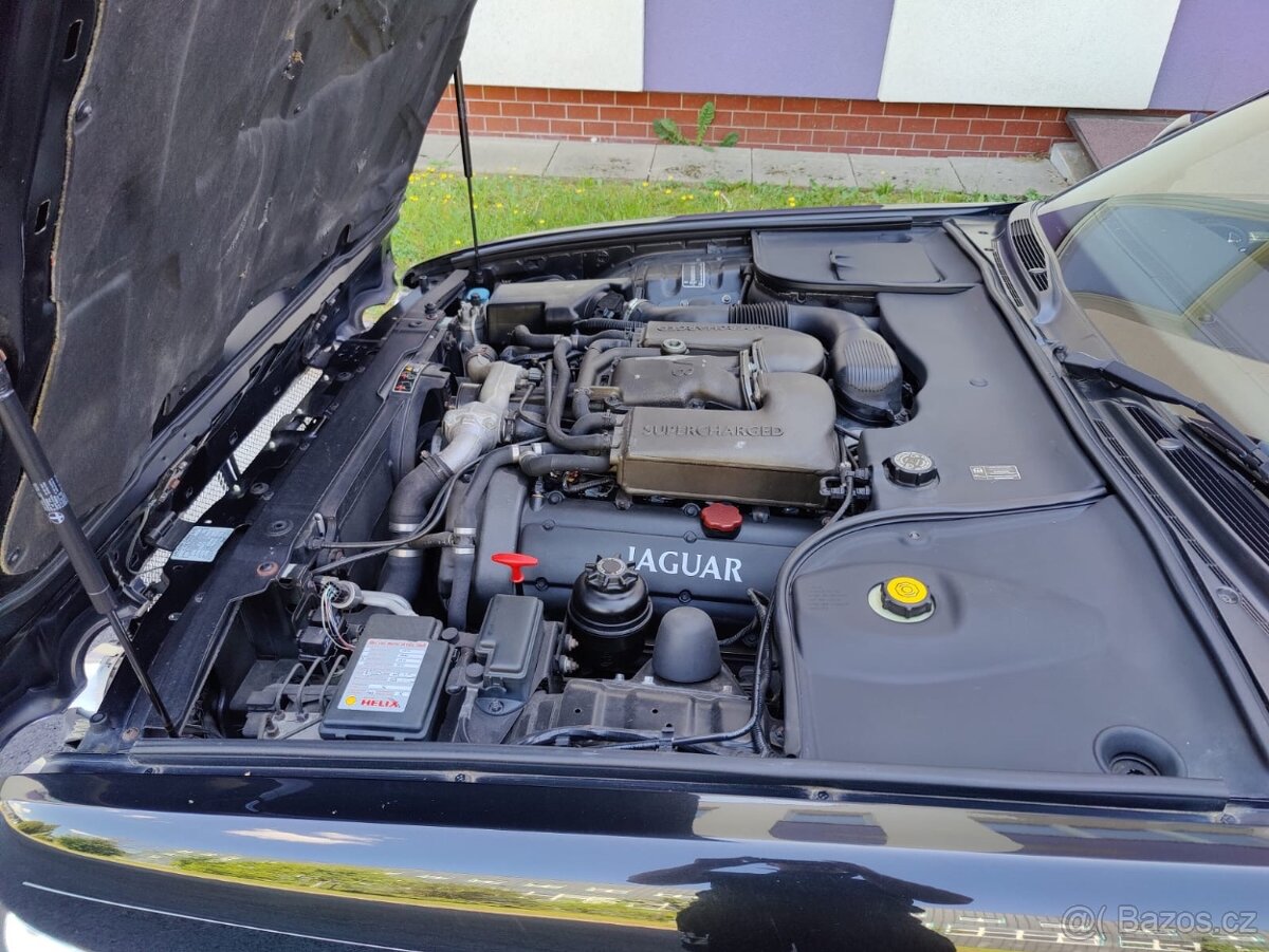 Jaguar XJ V8 SUPERCHARGED 118tkm / 267kW / - 19