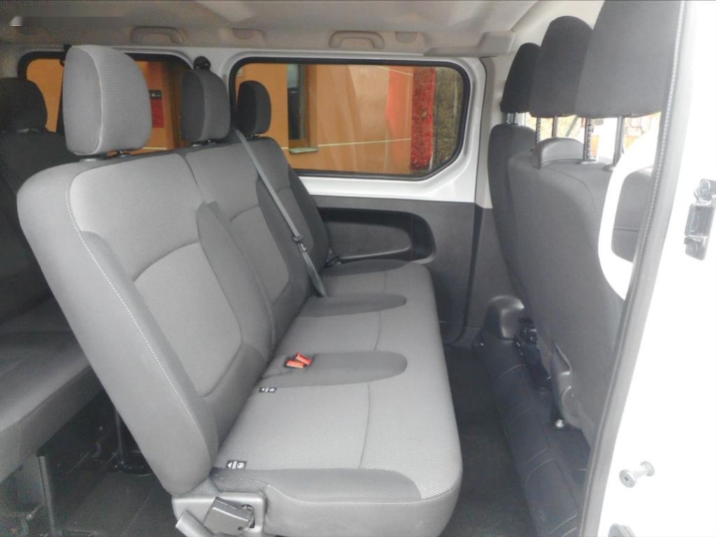 Renault Trafic,2,0 DCi 9 MÍST - 19