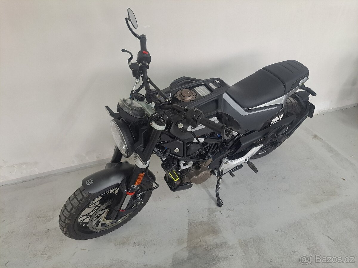 Husqvarna Svartpilen 125 ABS - 19