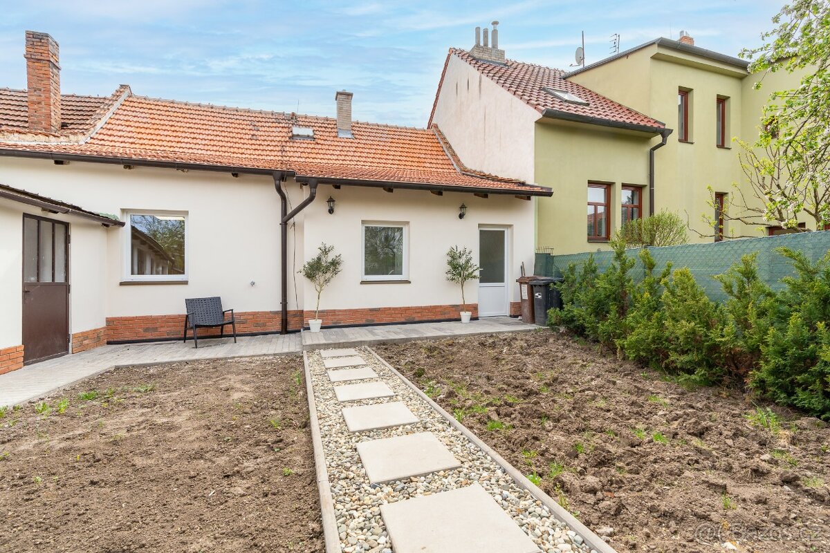 PRODEJ RD UHERSKÉ HRADIŠTĚ-SADY - 19