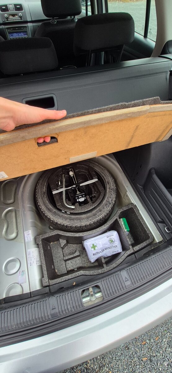 Škoda Fabia II Facelift combi1.2 TSI, stříbrná metalíza - 19