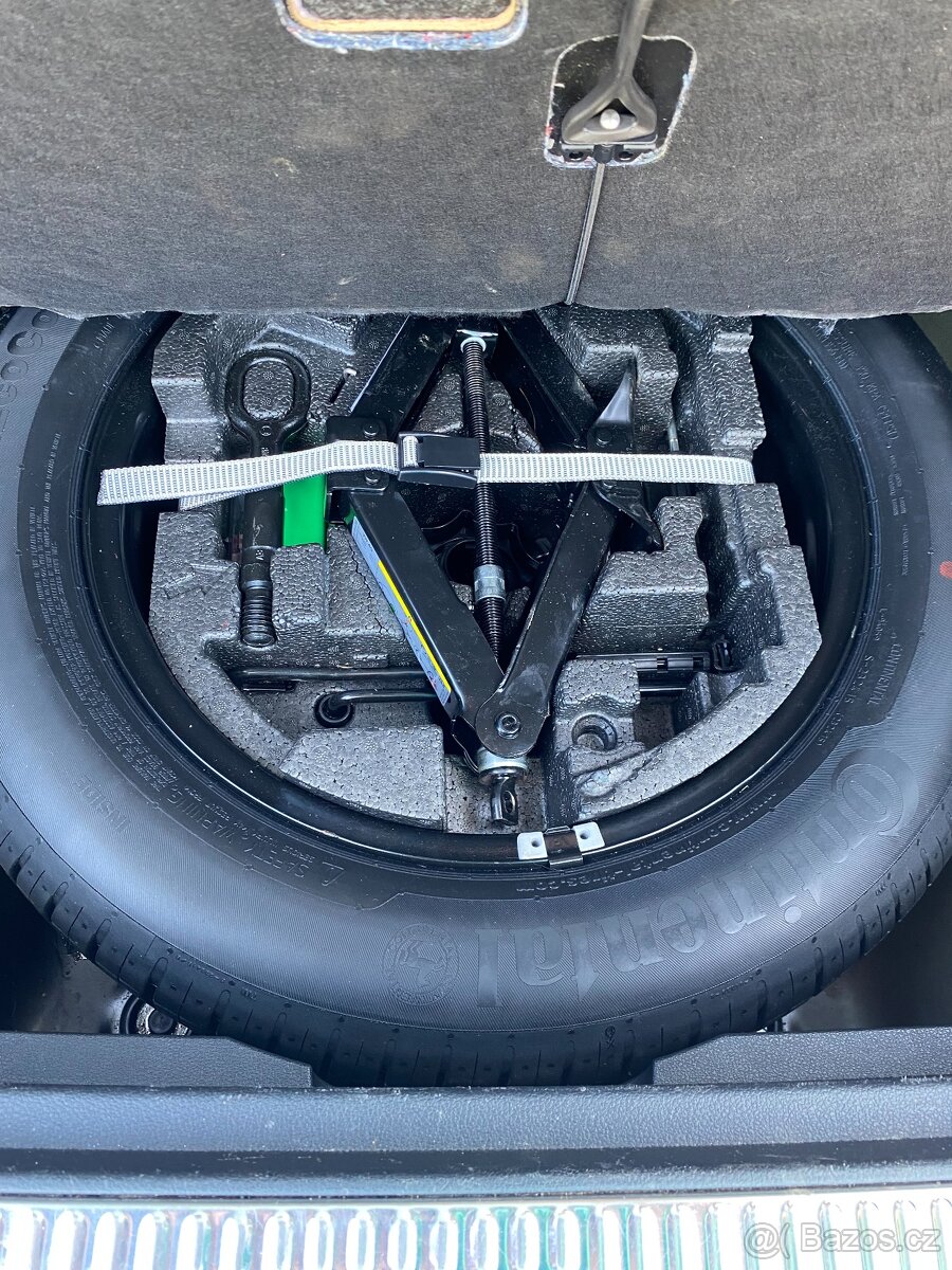 Škoda Superb L&K 140kW 4x4 DSG 80tis km ČR DPH WEBASTO - 19