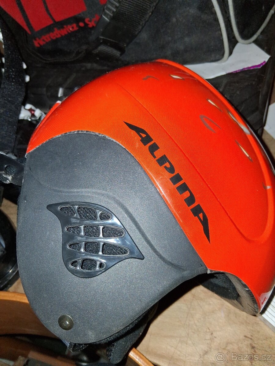 MEGA LYŽAŘSKÝ SET LYŽE HELMY BOTY - 19