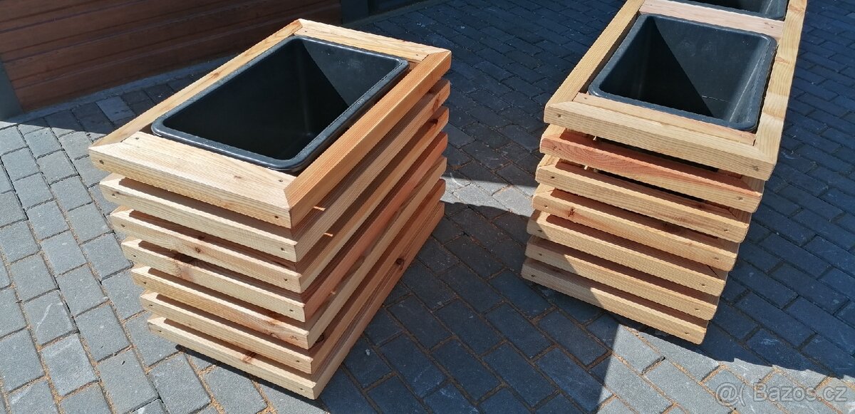 Dekorativní vyvýšené modřínové záhony - 19