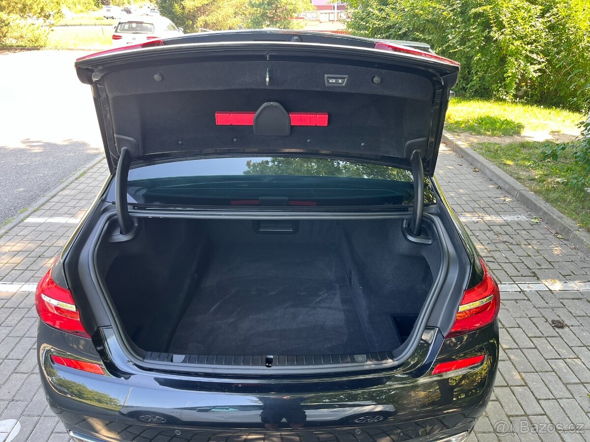 BMW 740 LONG, xDrive, 320k, 2018, 1.MAJ.,ČR, DPH - 19