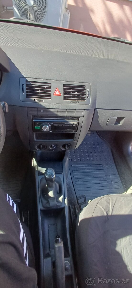 Škoda Fabia - 19