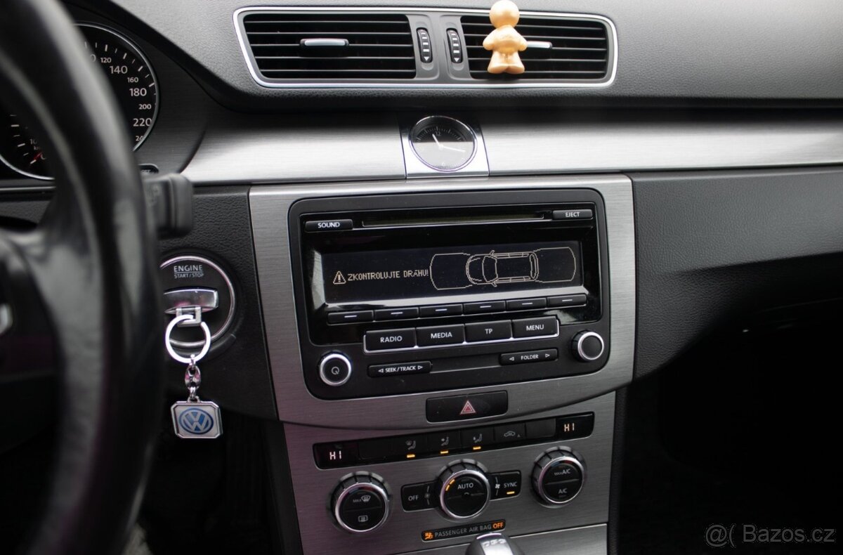 Volkswagen Passat Variant - 19