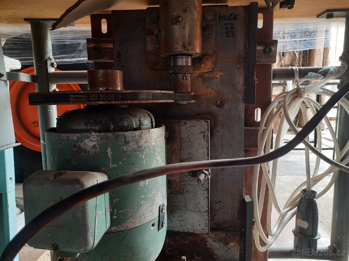 Výměna truhlářské stroje za haki - 19