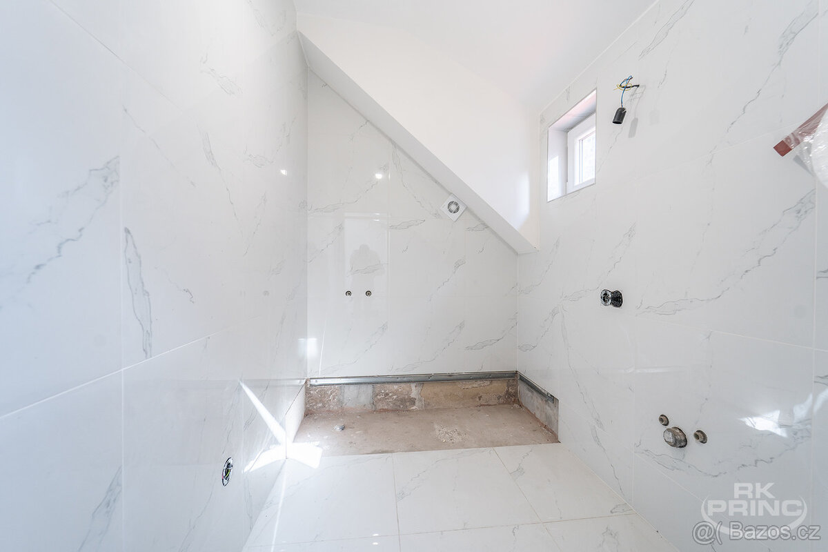 Dům, 7+kk, 180 m2, po rekonstrukci, pozemek 250 m2, Hlavenec - 19