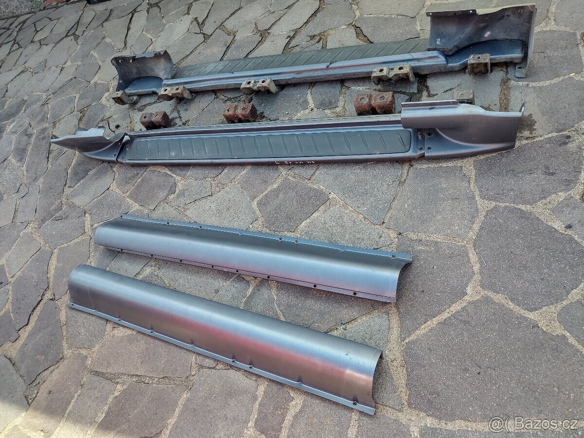 Nášlapy drobné poškození Ssangyong Rexton - 19