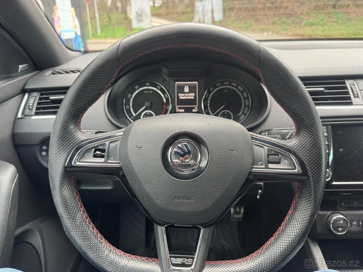 Skoda / Octavia 2.0 TSI RS - 19