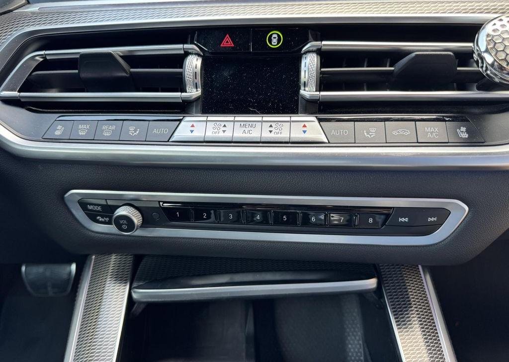 BMW X5, M50i V8 - 19