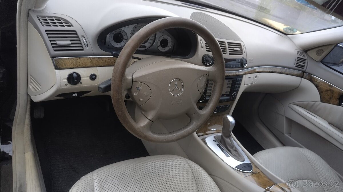 Náhradní díly na Mercedes E - w211 sedan - 19