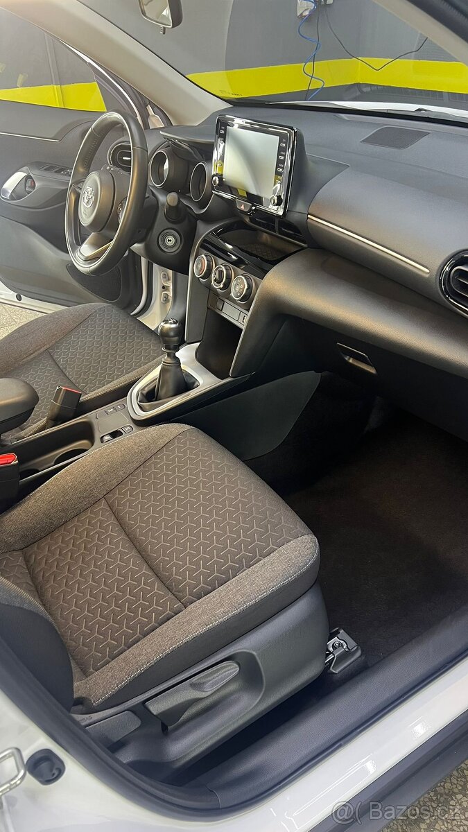 Toyota Yaris CROSS - 19