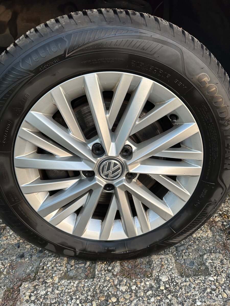 Volkswagen T-Roc,2019,2.0Tdi 110 kw Dsg Top stav - 19