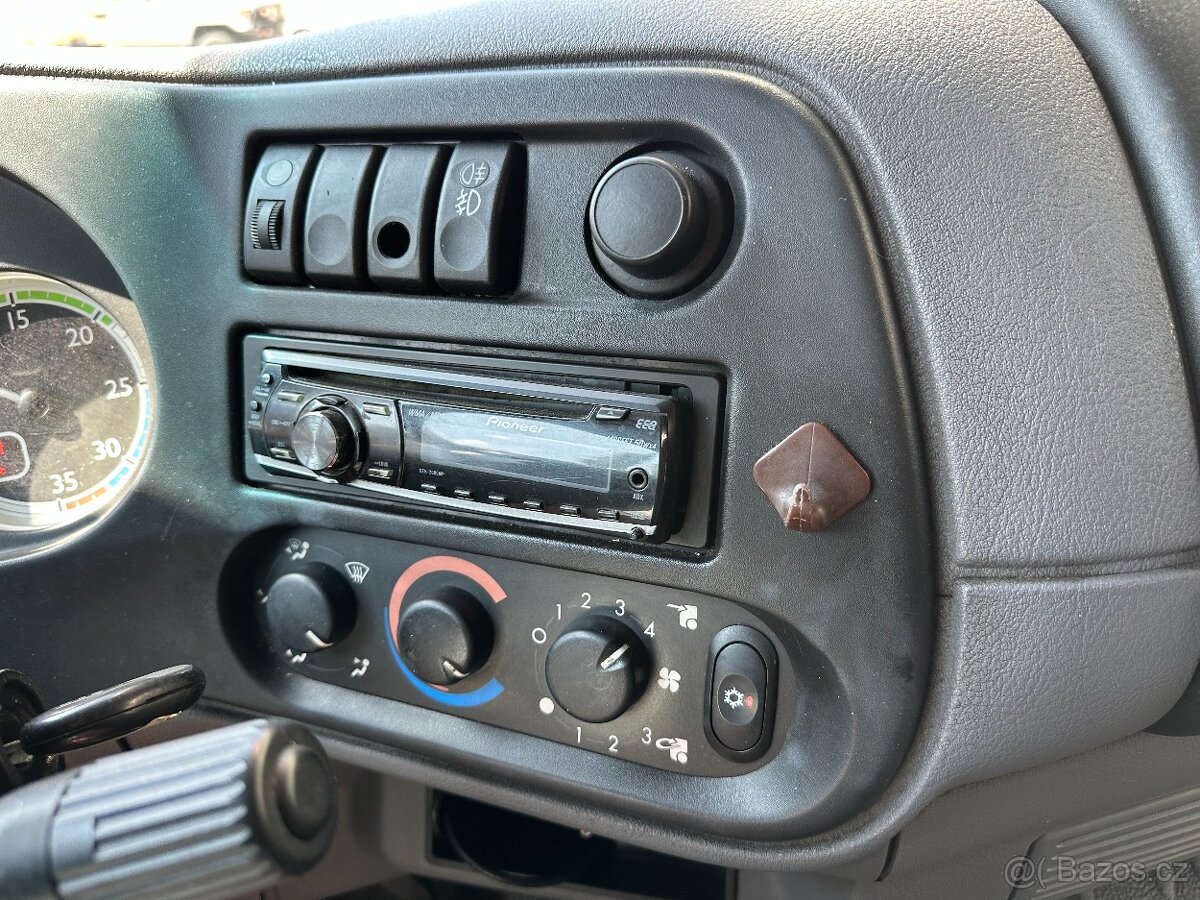 DAF LF 45.220 PLACHTA MĚCHY EURO5 - 19