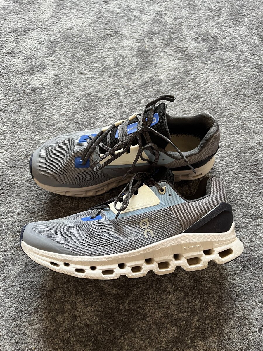 17x boty On Running Cloud vel 44 - 44,5 - 45 - 19