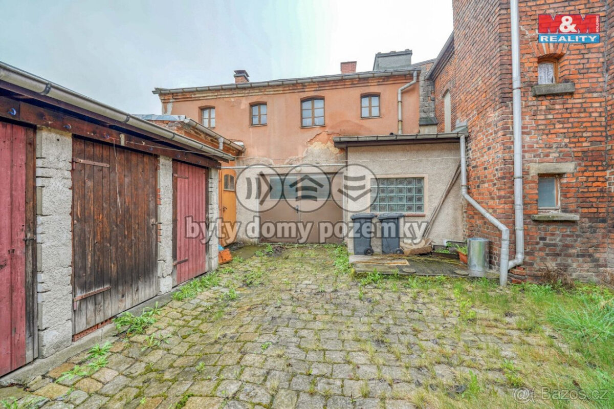 Prodám činžovní dům s obchodem a byty - 19