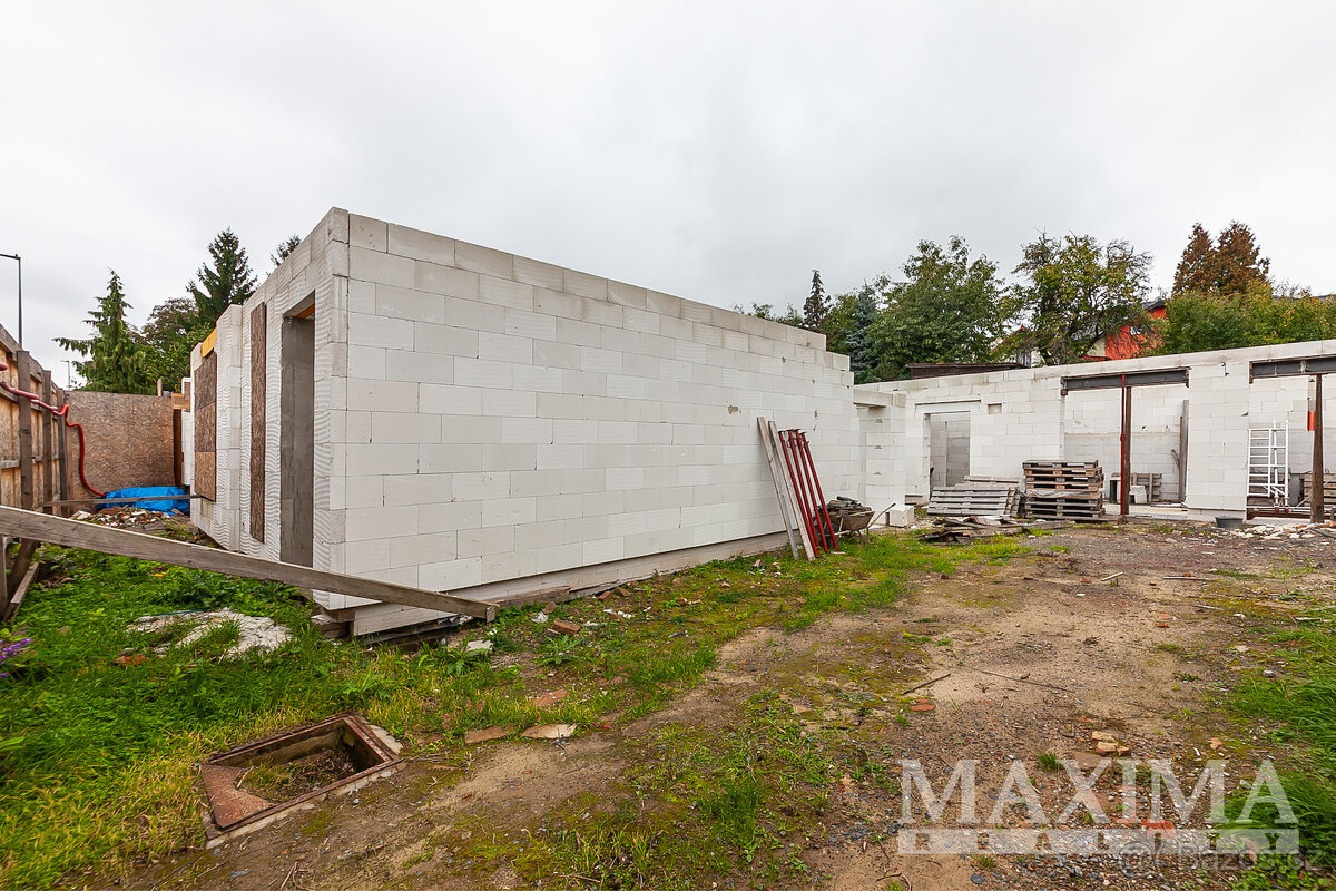 Dům 6 a více o ploše 452 m2 - Praha, Horní Počernice - 19