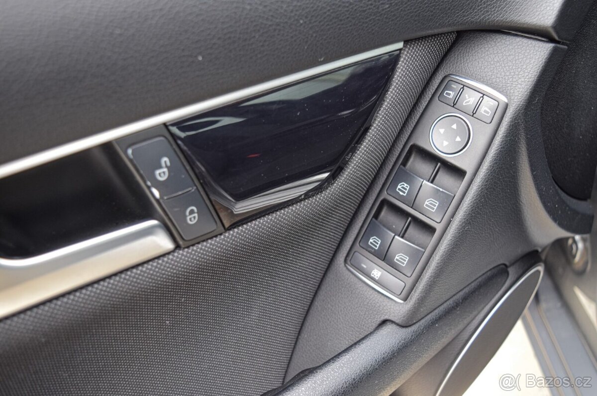 Mercedes-Benz C 220 CDI Avantgarde 2011 - 19