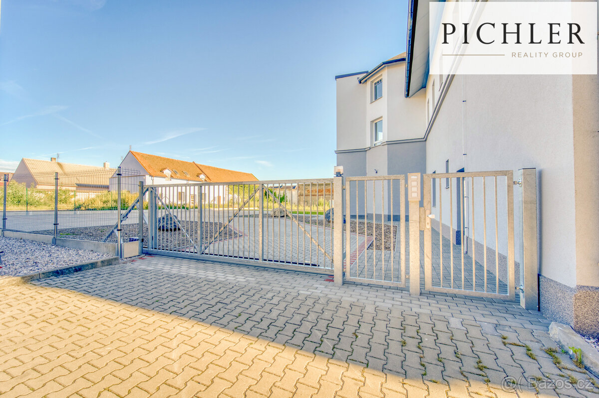 Pronájem podkrovního bytu 2KK, 50 m², Chotěšov - 19