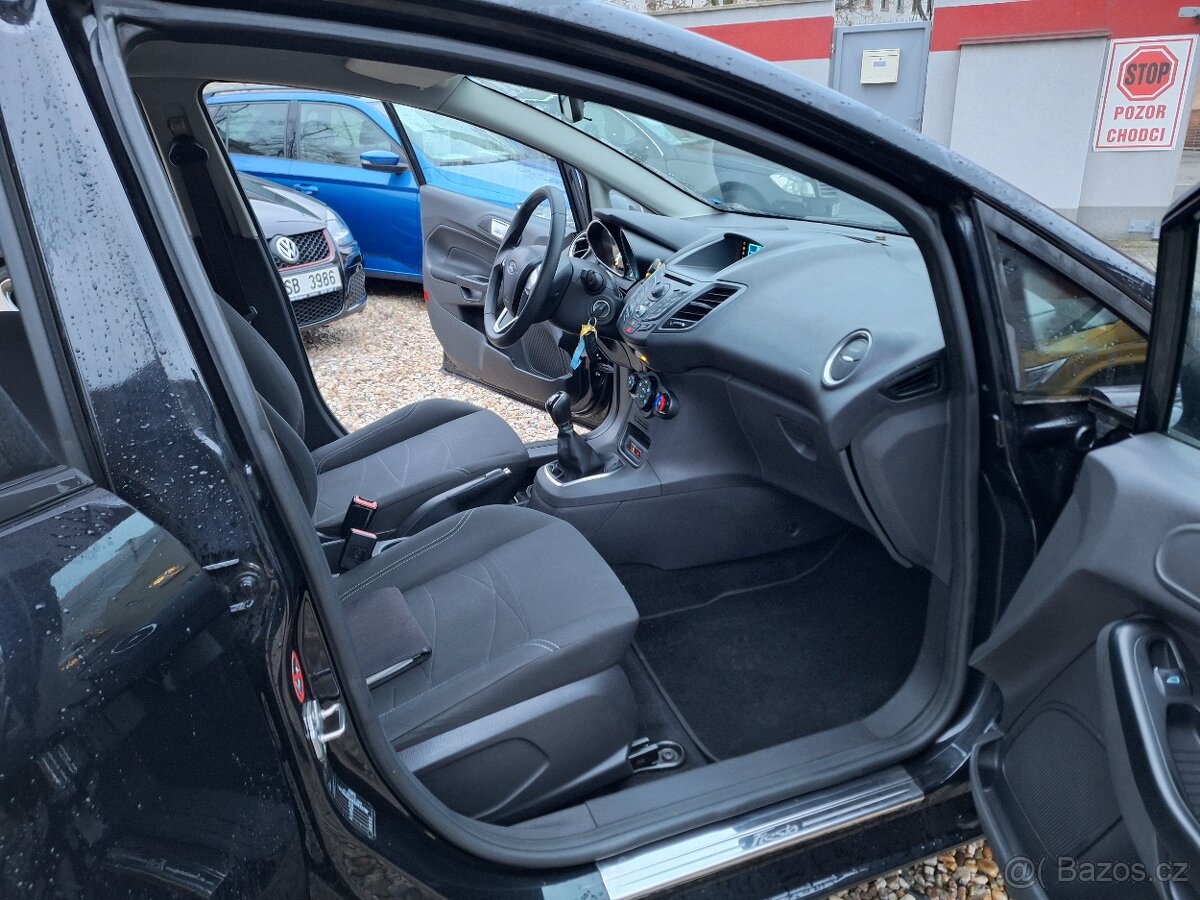 Ford Fiesta 1.0i 59KW Klimatizace, 5 Dveří - 19