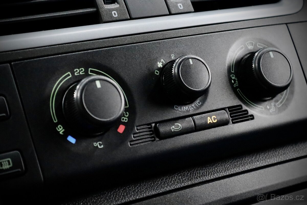 Škoda Fabia 2 Combi 1.4i 16v 63kW Ambiente - 19